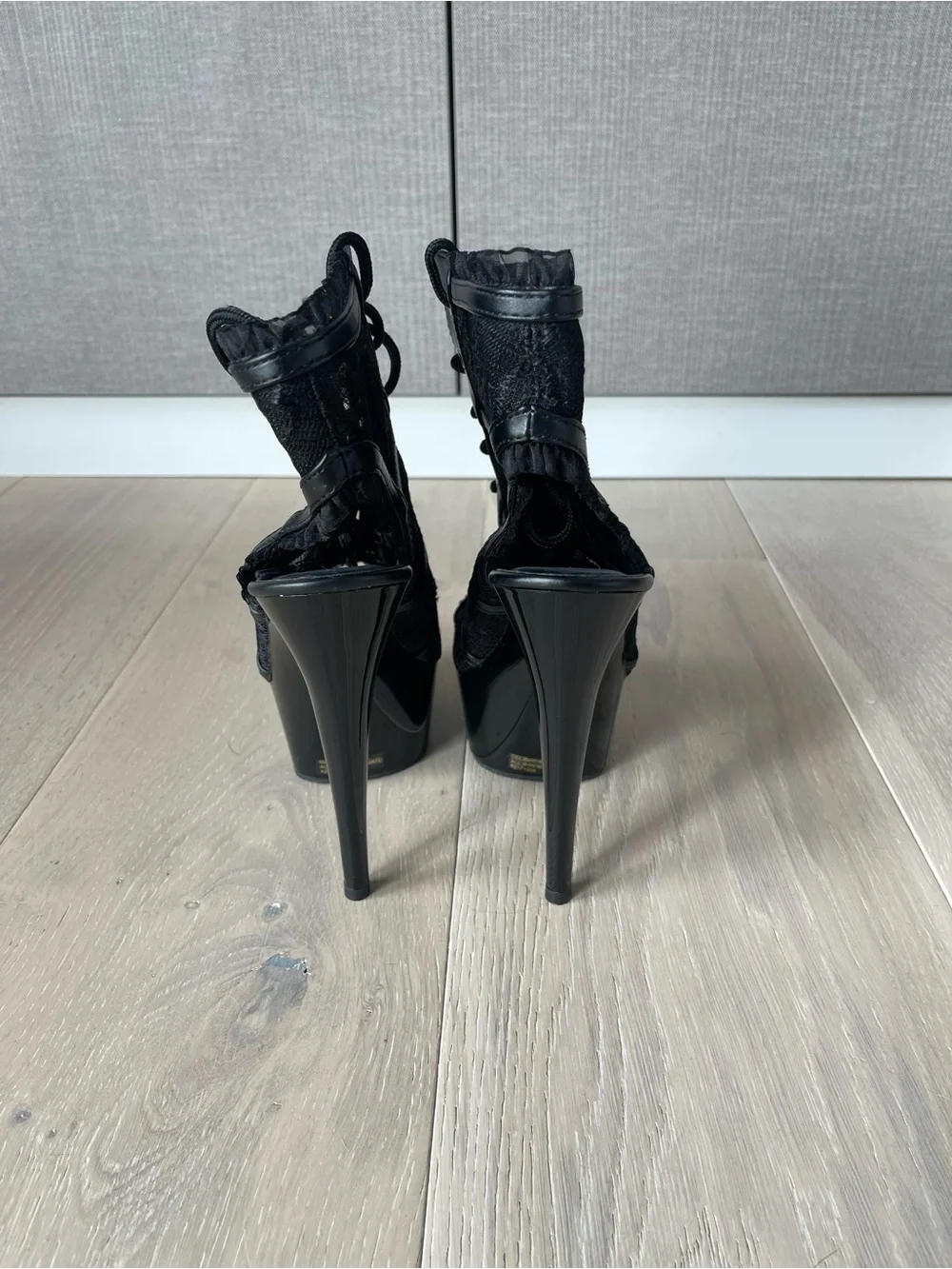 Pleaser | Lace Booties